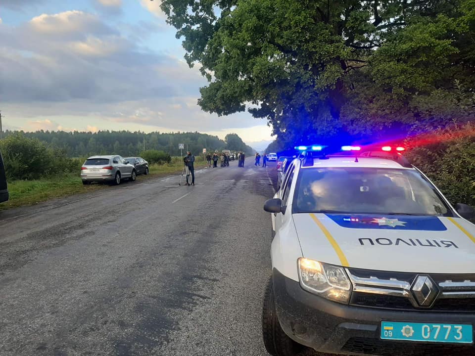 За порядком слідкує поліція Івано-Франківської області