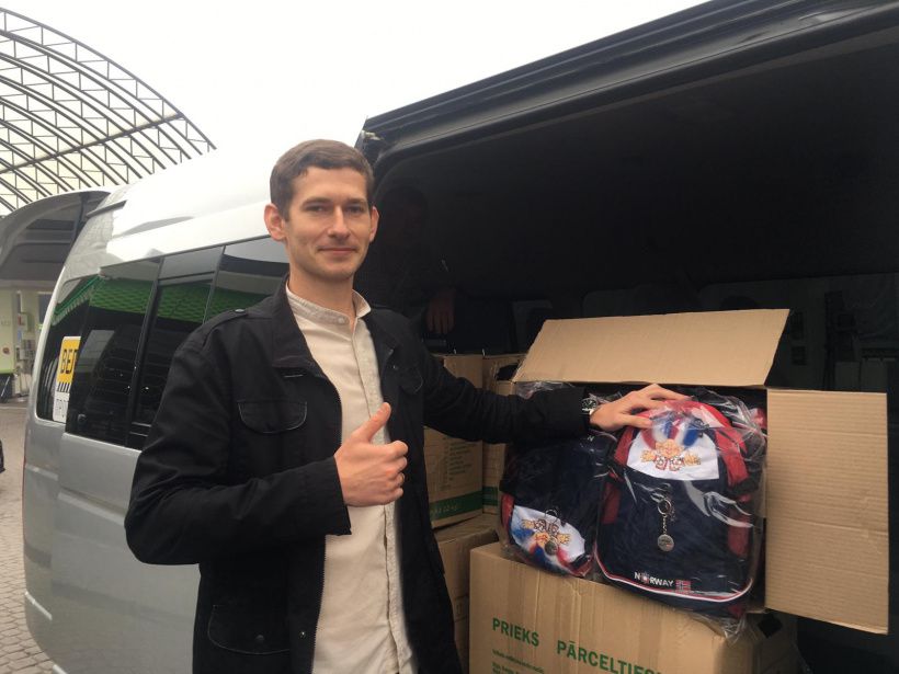 Рюкзаки будуть передані малозабезпеченим сім'ям