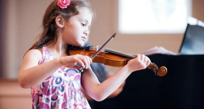 Ілюстрація. Навчання на деяких інструментах є безкоштовним