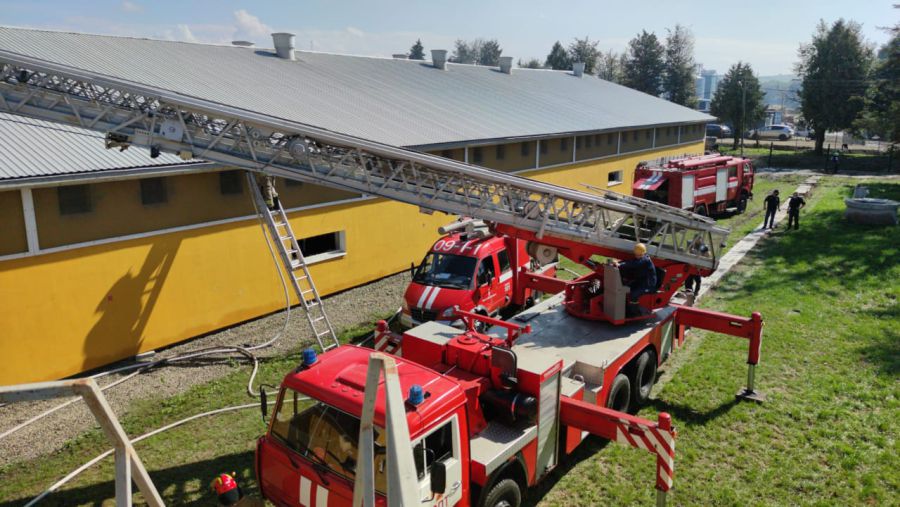 Завдяки зусиллям пожежників, співробітників агрокомпанії та субпідрядників вдалося уникнути ще більших втрат