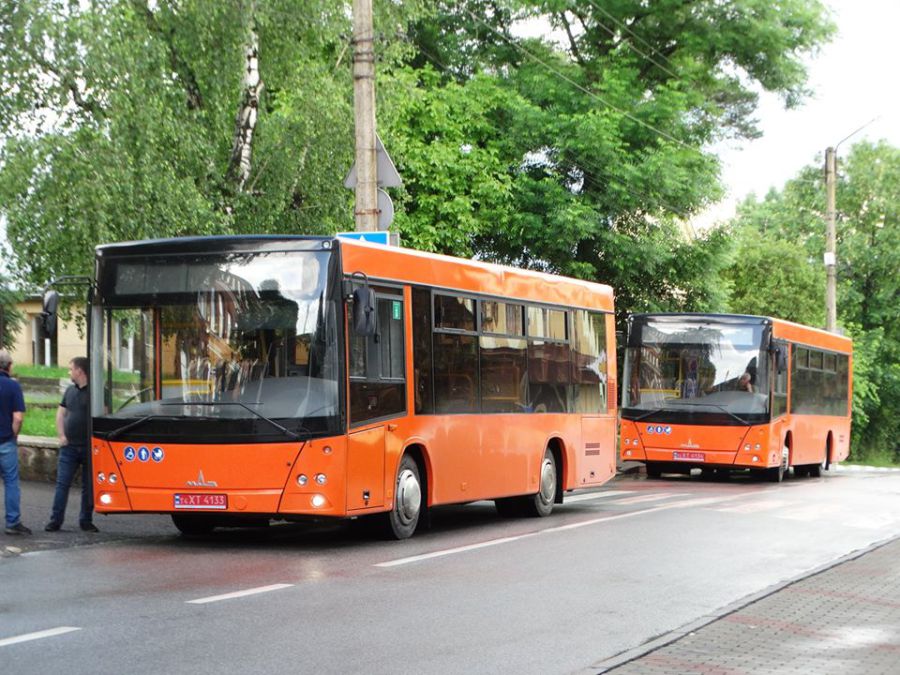 У зв’язку з відсутністю ліцензії, запуск комунального автотранспорту довелося перенести. 