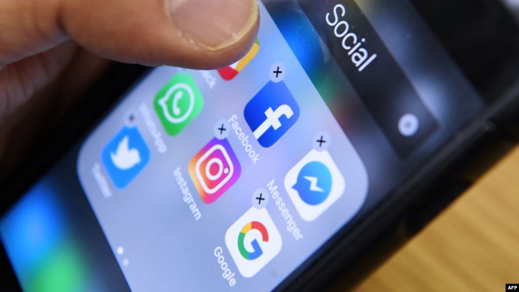 Інформацію про новий позов компанія «Фейсбук» поки що не прокоментувала