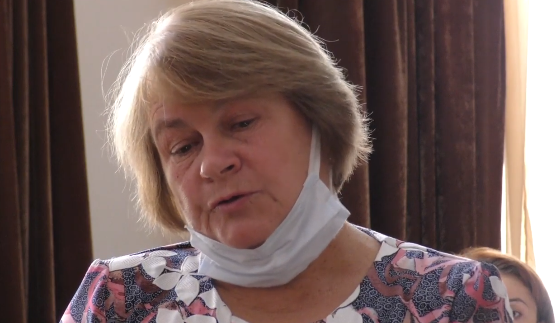 Сама конструкція нижнього моста в хорошому стані. А дорожнє полотно і береги треба укріпити, каже Оксана Онопченко