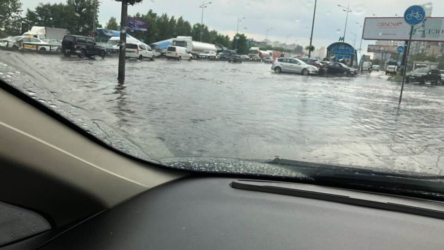 Ілюстрація. Рятувати водіїв та пасажирів довелося в Івано-Франківську