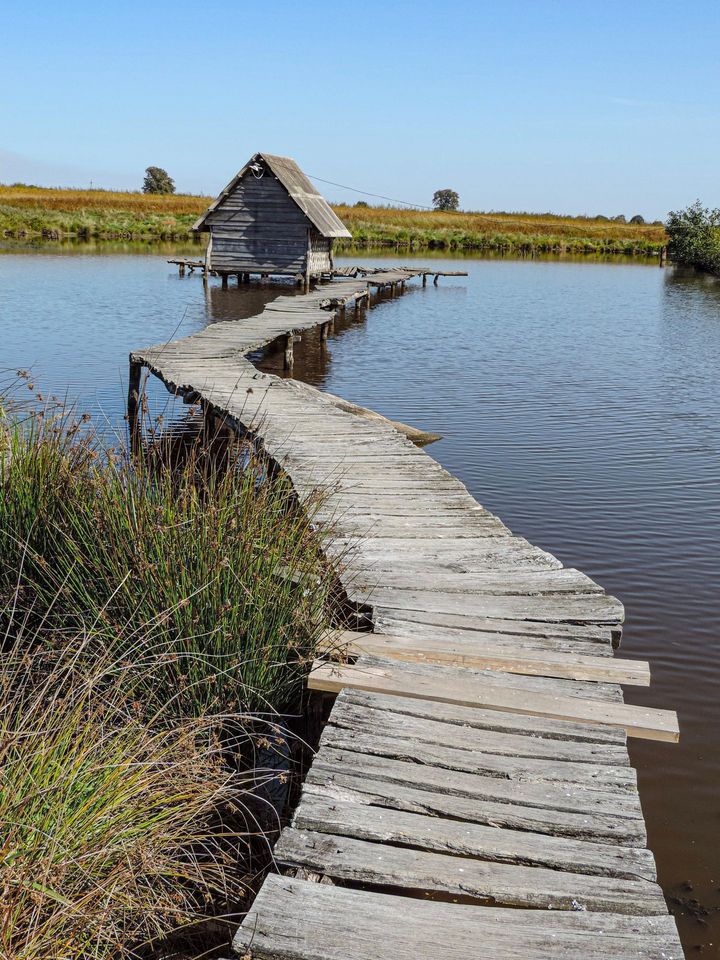 Веломандрівка відкриває історію та красу Калущини. Фото: Олег Шкіль