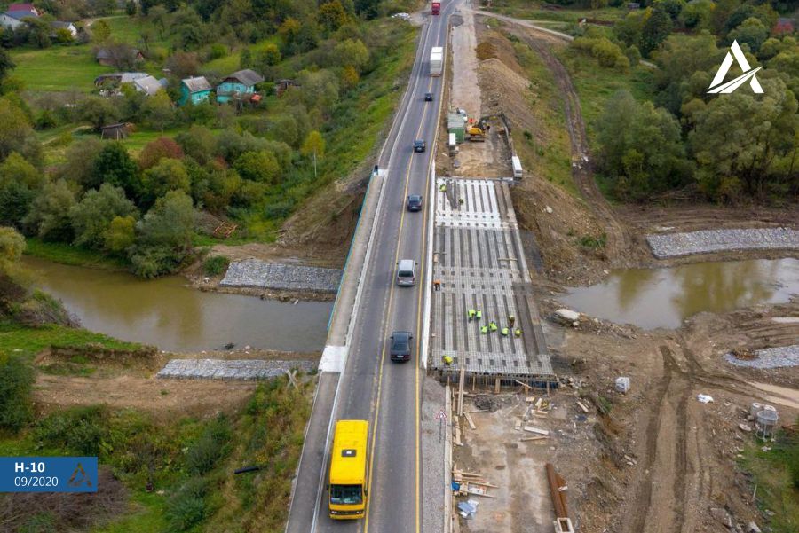 Міст у Боднарові, який розпочали будувати 2004 року, закінчать цьогоріч