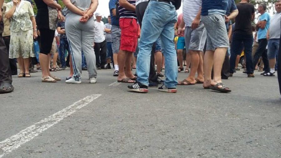 Ілюстрація. Влада ігнорує вимоги протестувальників