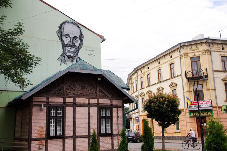 Цього Чорновола замалювали, щоб нанести іншого під контролем автора