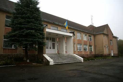 Гімназію перевели на дистанційне навчання