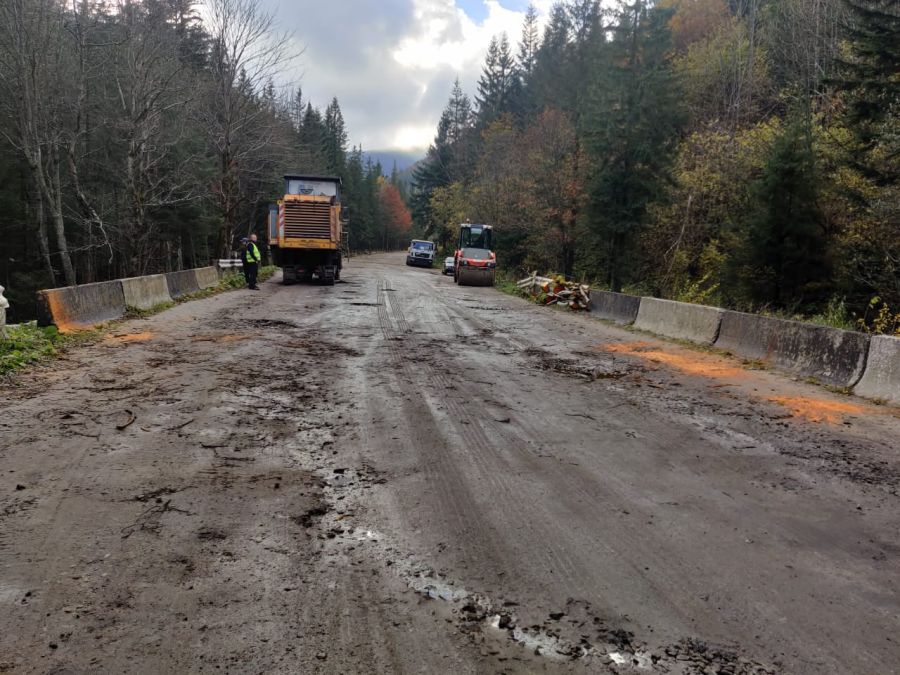 У цьому році планують відремонтувати близько 5 кілометрів у нижньому шарі асфальтобетону