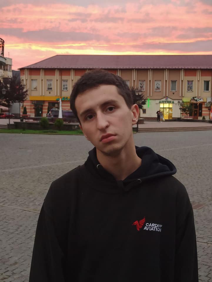 Слухати музику з двох альбомів калуського виконавця можна на різних платформах