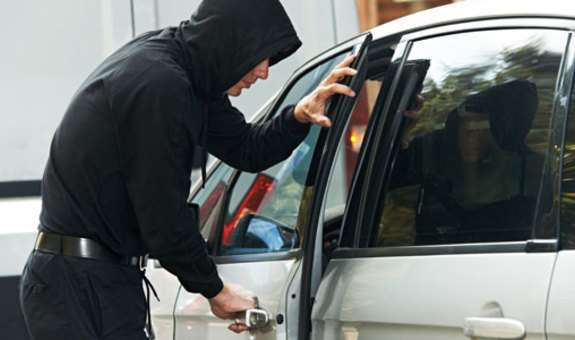 Ілюстрація. Поліцейські вживають заходів щодо розкриття злочинів,