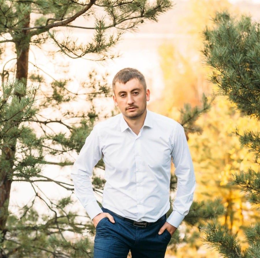 Мар’ян Бунга — кандидат від ВО «Платформа громад», головний механік кондитерської фабрики «Східні ласощі»