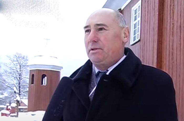 Микола Іваськів —кандидат від партії «За майбутнє», з 2010 року — Ріп’янський сільський голова