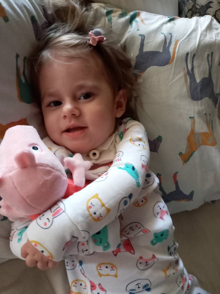 Емілія Сенюк перенесла 7 операцій, з них 5 нейрохірургічних, та незліченну кількість наркозів