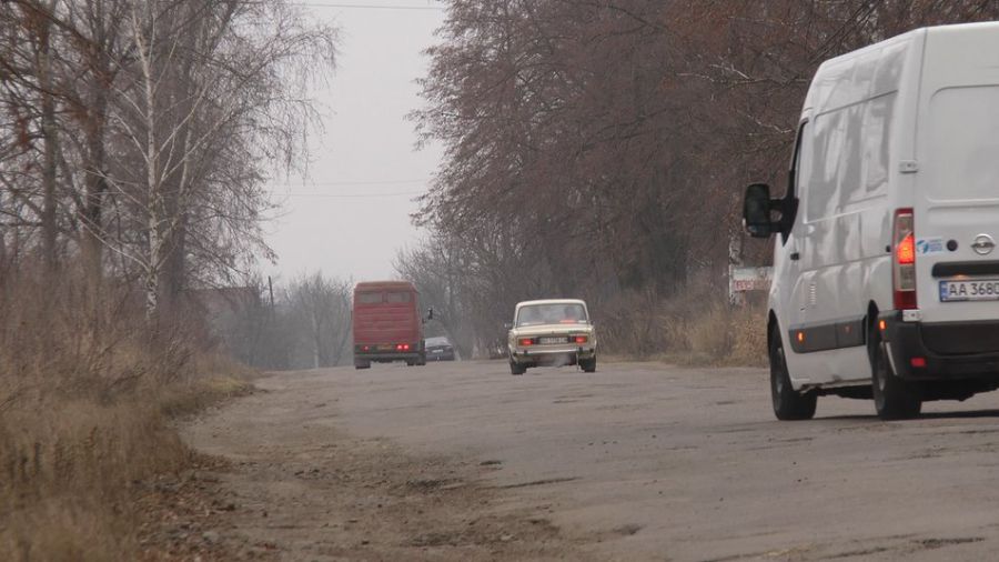 Ремонт доріг обіцяють розпочати в квітні наступного року