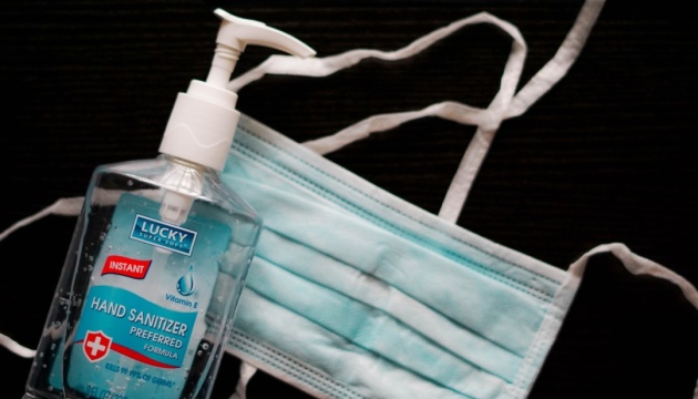 Ілюстрація. З держбюджету на закупівлю масок, деззасобів та антисептиків для Прикарпаття виділили 20 млн гривень