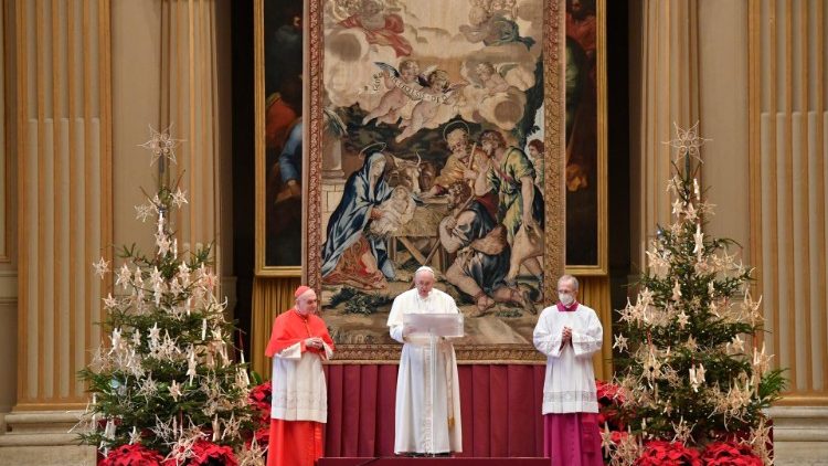 Папа Римський також згадав і про вакцину.