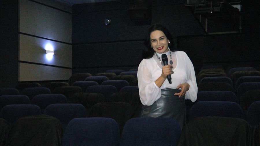 Зйомки телепроєкту відбулися в калуському кінотеатрі "Час кіно" та кав'ярні палацу культури "Мінерал"