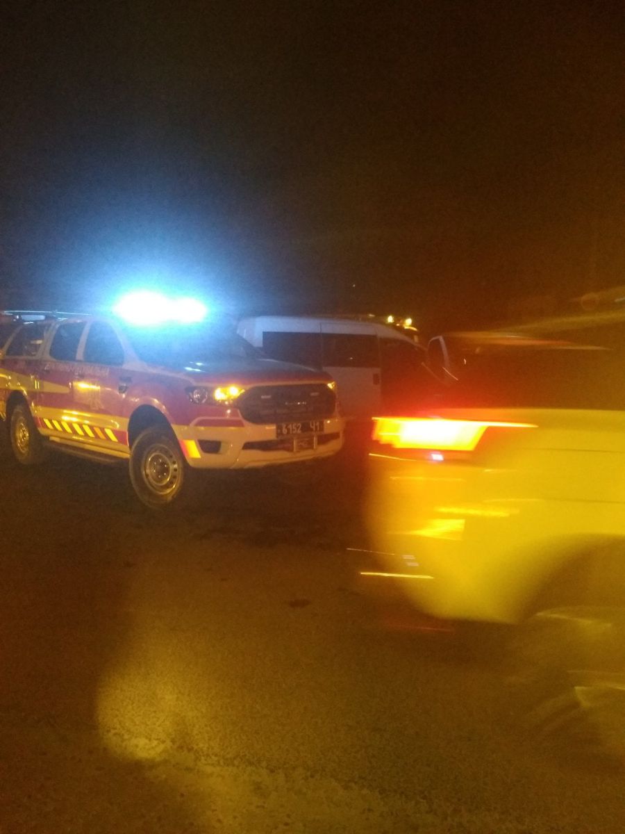 Рятувальники від’єднали клеми двох АКБ для уникнення загоряння