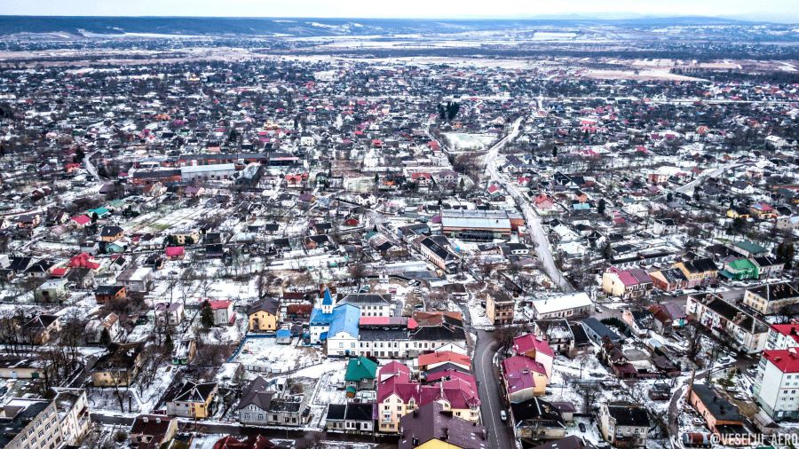 Зимовий Калуш по-своєму красивий.