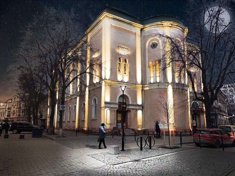 Проєкт передбачає встановлення зовнішнього освітлення синагоги