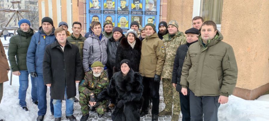 Віче відбулось біля пам'ятника Шухевича.