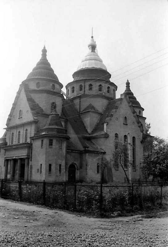 24 червня 1989 року храм освятили, а потім відремонтували.

