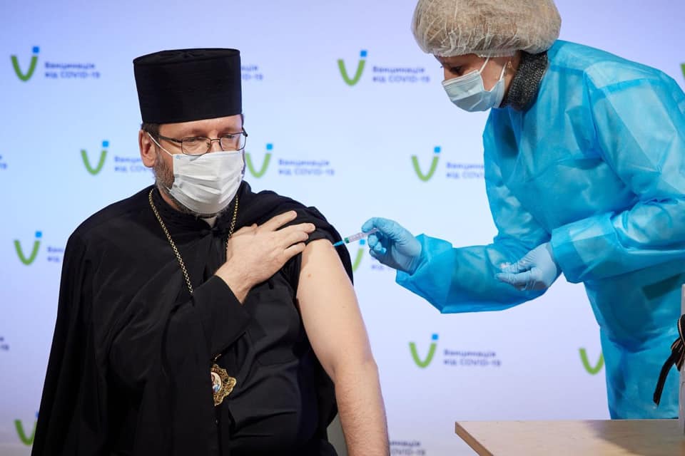 Релігійні лідери розуміють наскільки вакцинація важлива.
