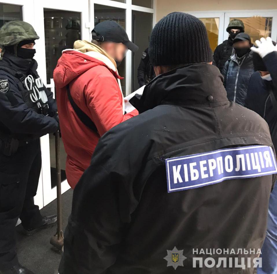 За попередніми даними, сума збитків сягає понад 150 мільйонів гривень.