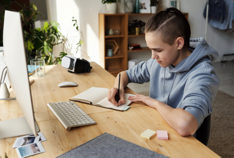 Ілюстрація. Курс «Підприємництво для школярів» розрахований на 6 модулів і 36 уроків.