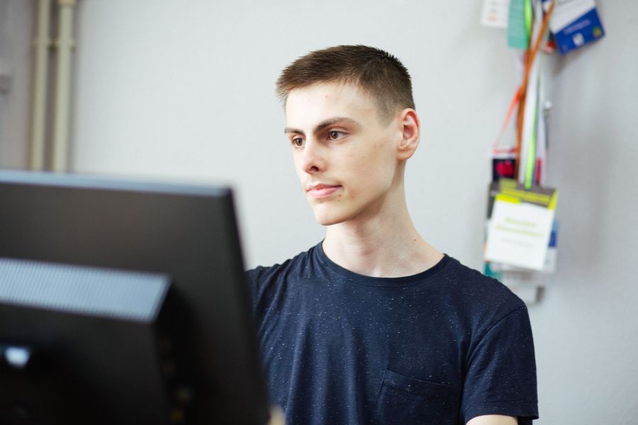 Програма знаходиться у відкритому доступі.