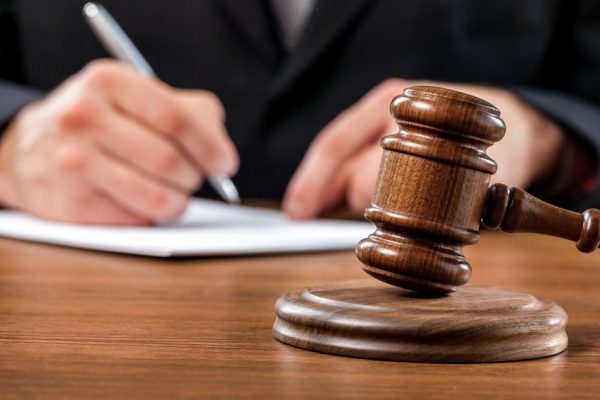 Ілюстрація. Івано-Франківський окружний адміністративний суд не задовільнив три позови Олександра Шевченка