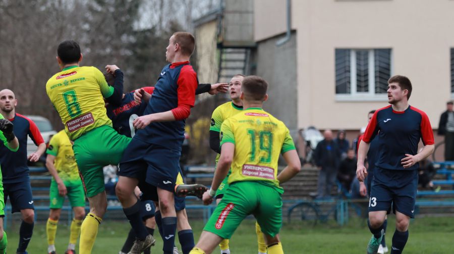 У 15-ти іграх верхнянці заробили максимальну кількість очок — 45. Фото: Володимир Дутчак