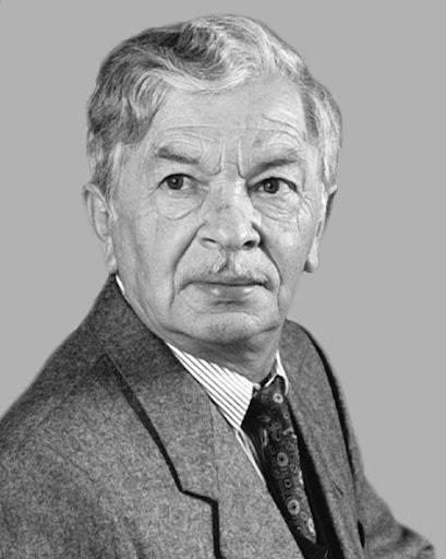 Володимир Бака народився 2 липня 1934 року в Калуші. Український танцюрист, балетмейстер. Заслужений артист УРСР (1973)