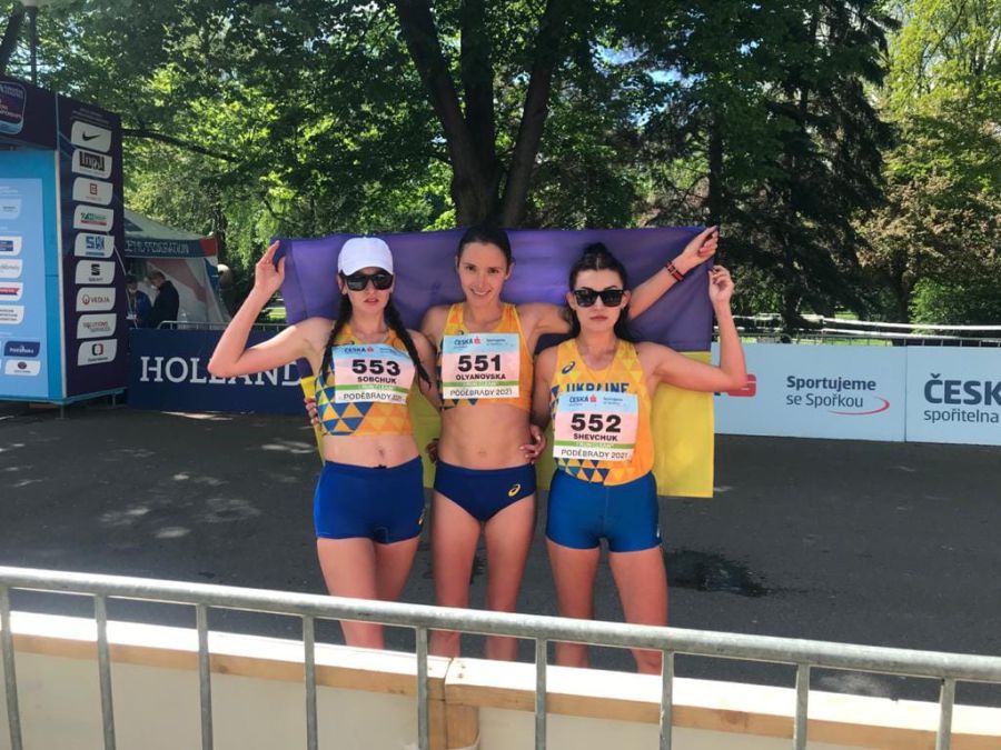 Ганна Шевчук (справа) — вихованка калуського тренера Миколи Шевчука