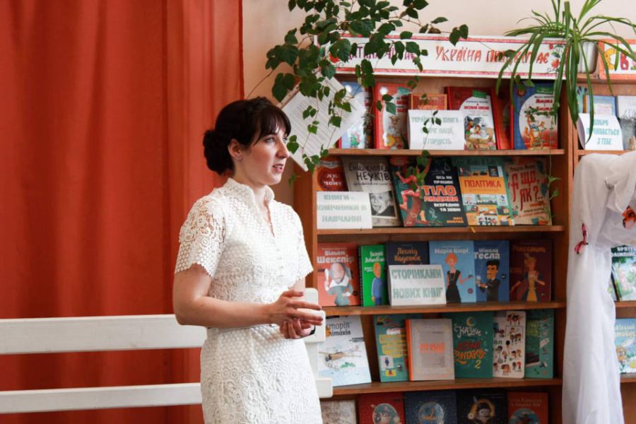 Оповідки та гуморески Зоряни, які веселили громаду у відеоблозі, нарешті, стали книгою