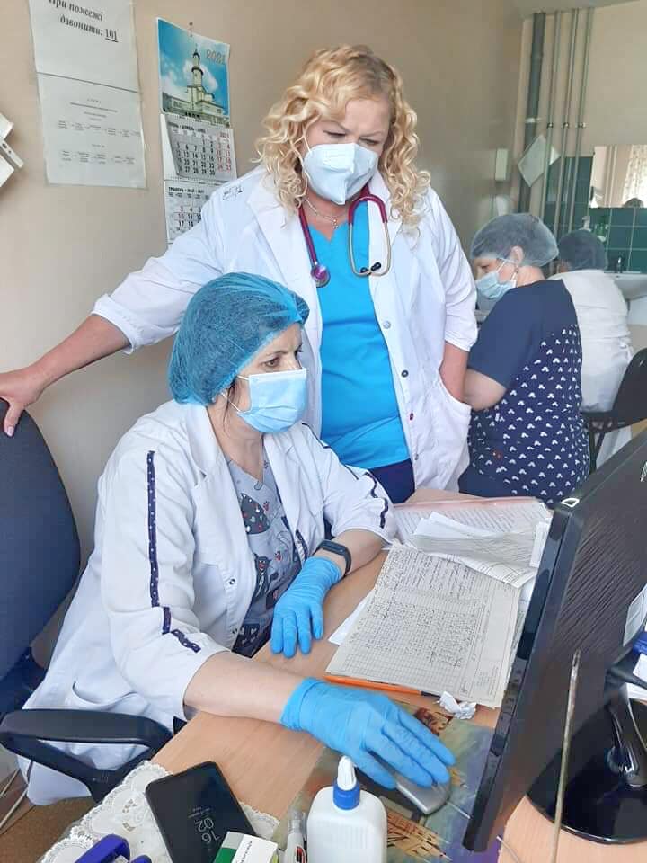Лікарка наголошує, що вакцинація проти коронавірусу на сьогодні дуже важлива.