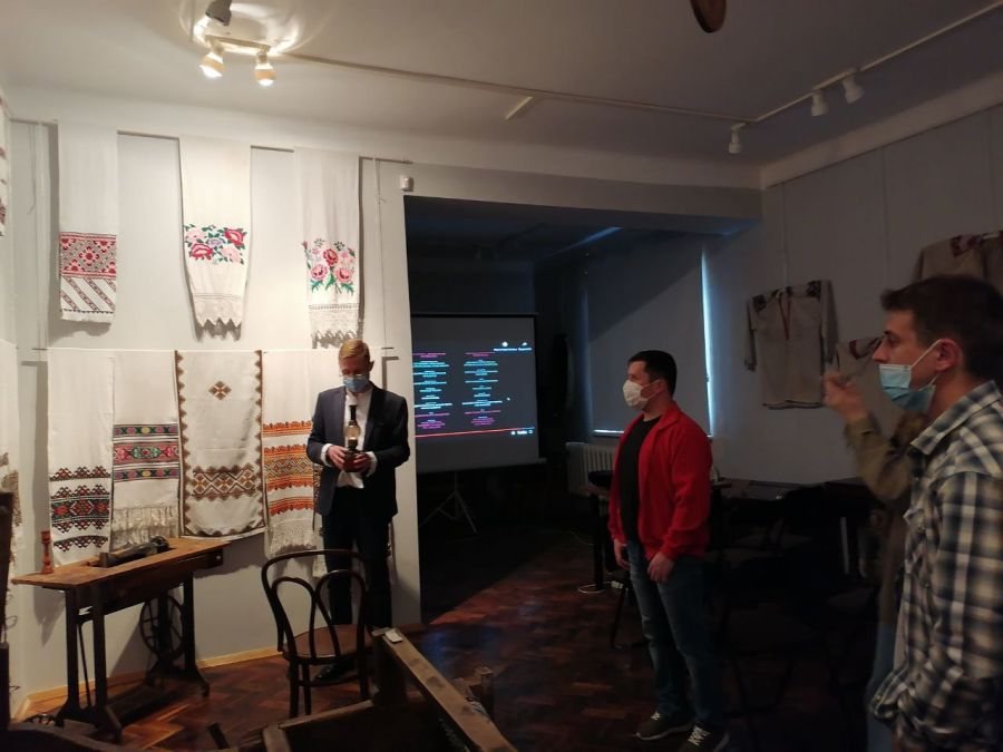 "Вечір у музеї" став тихим та невимушеним простором у музеї з кавою та екскурсію. Фото: Артур Єфремов