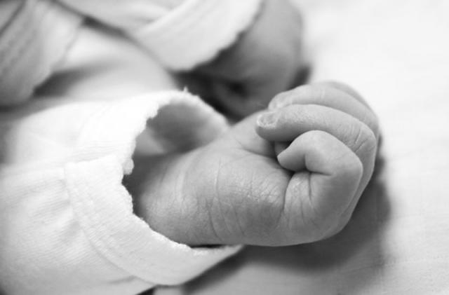 Ілюстрація. Повернуть немовля матері чи ні залежить від обставин, які спонукали її так вчинити.