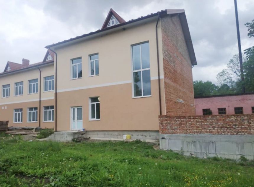 В новозбудованому корпусі займатимуться учні молодшого віку.