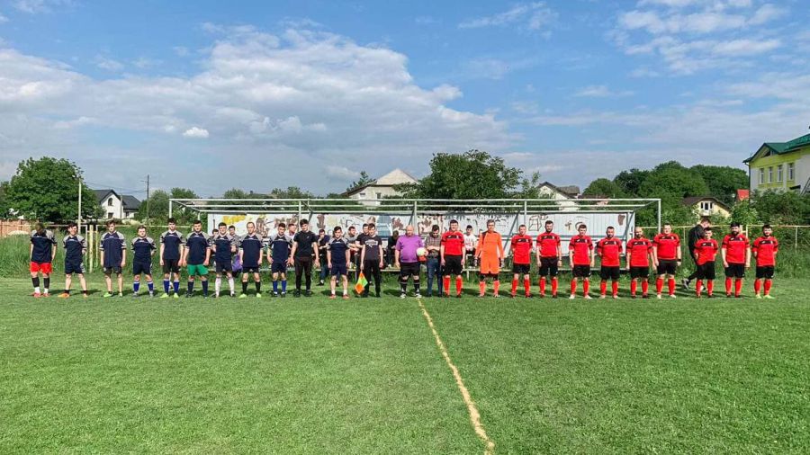 Перемогу у футбольному матчі здобули священники архиєпархії.