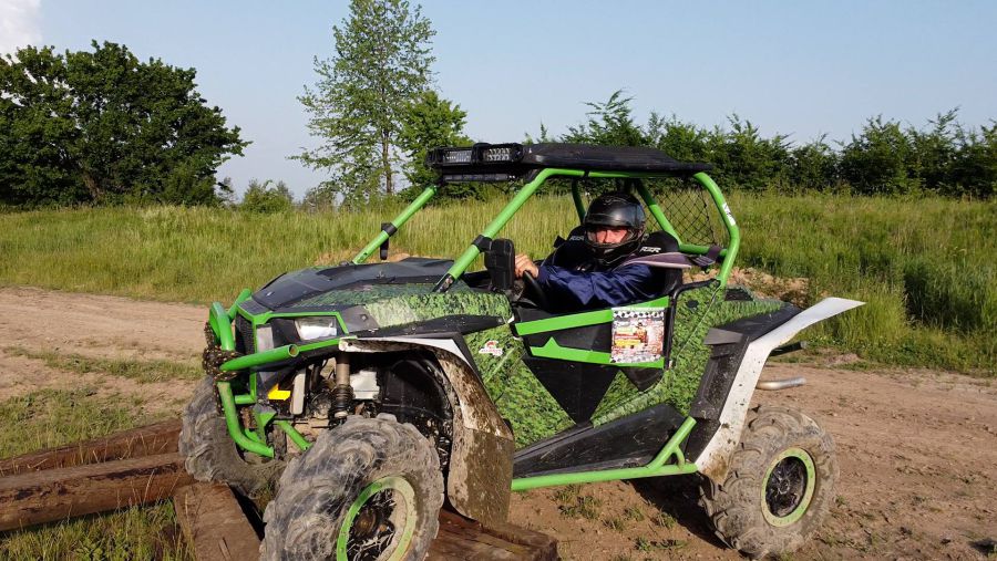 Родзинкою шоу квадроциклістів будуть показові заїзди квадроциклів, багі та спортивних мотоциклів