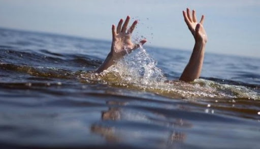 Ілюстрація. Варто дотримуватись елементарних правил безпеки на воді.