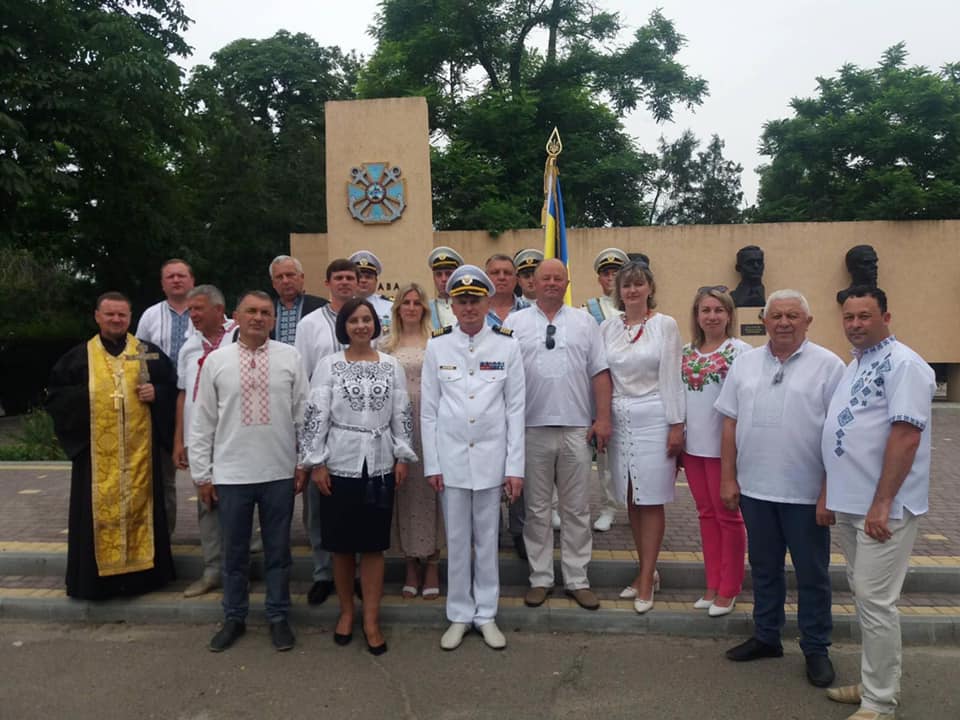 Калушани багато років допомагають військовій частині ВМС в Очакові 