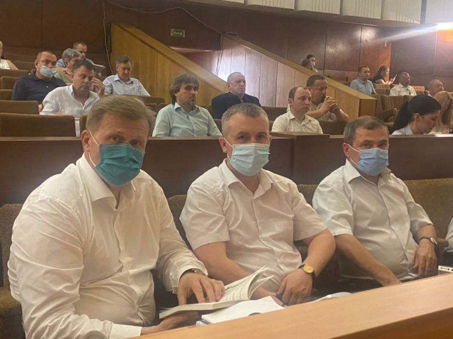 Що залишається багато етапів до завершальної роботи проєкту.