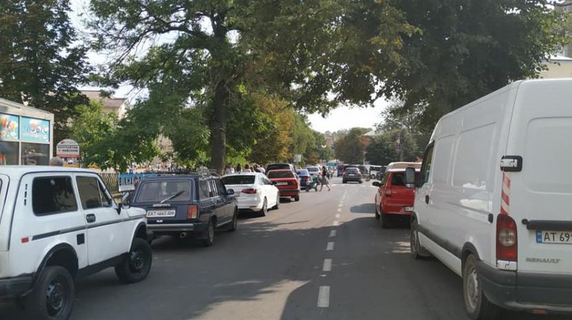 За порушення правил стоянки та паркування за тиждень у міський бюджет надійшла 17731 гривня штрафів