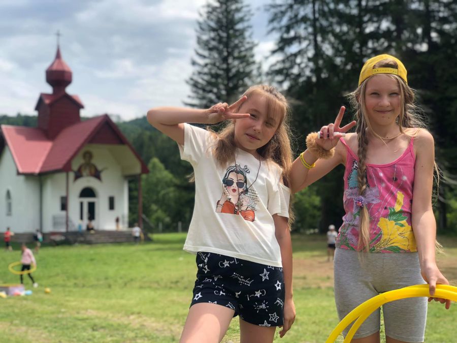 До участі в таборі запрошували дітей віком від 11-ти до 14-ти років