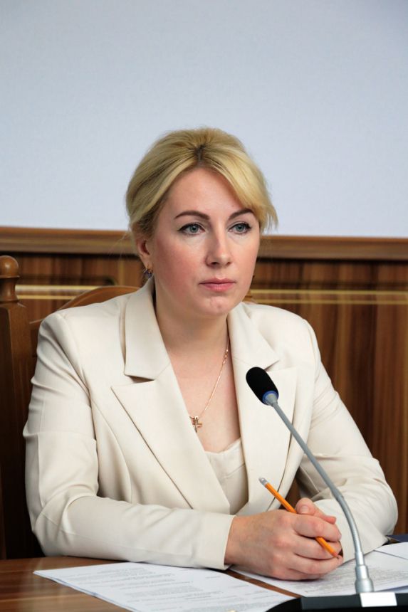 Очільниця ОДА закликала керівників підприємств вчасно виплачувати працівникам зарплату.