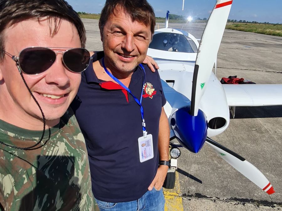 Дмитро Комаров звернувся до керівництва держави і Коломиї зберегти аеродром малої авіації